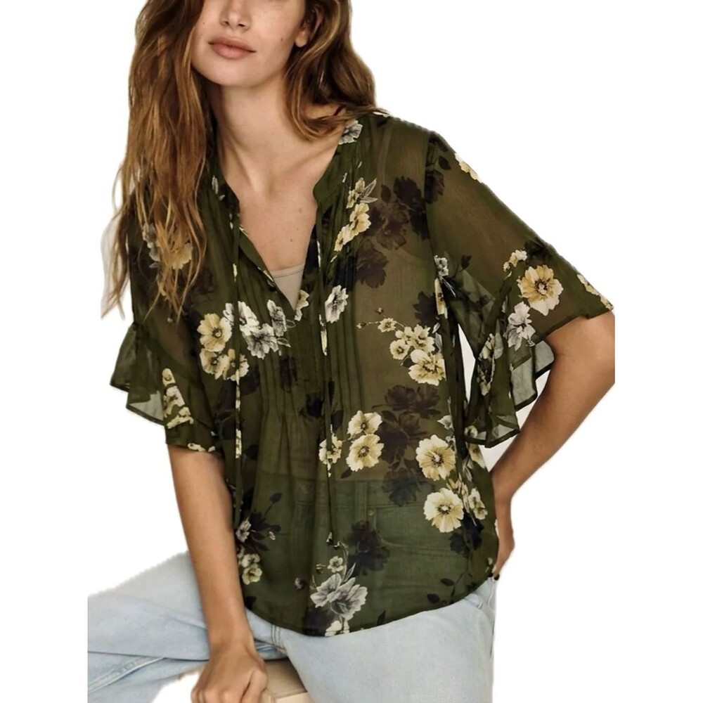 Vince Camuto Floral Split Neck Pintuck Blouse Size M Sheer Tiered Ruffle Sleeve